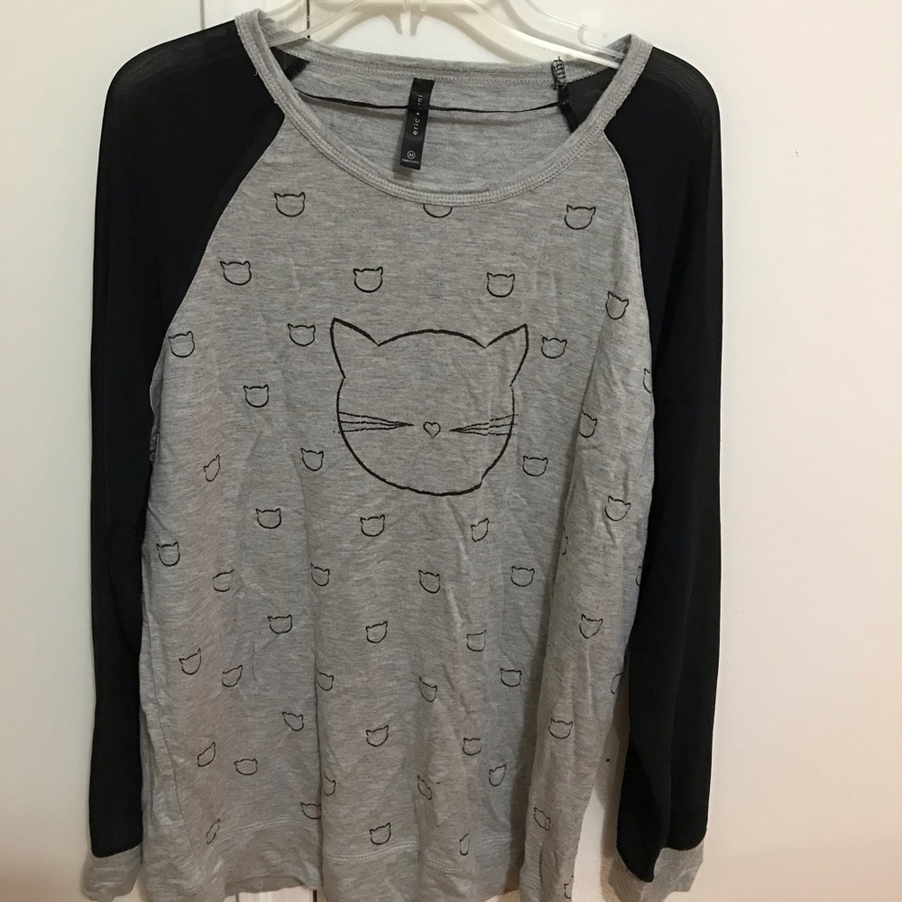 Lady t-shirt with mesh sleeve. Size M